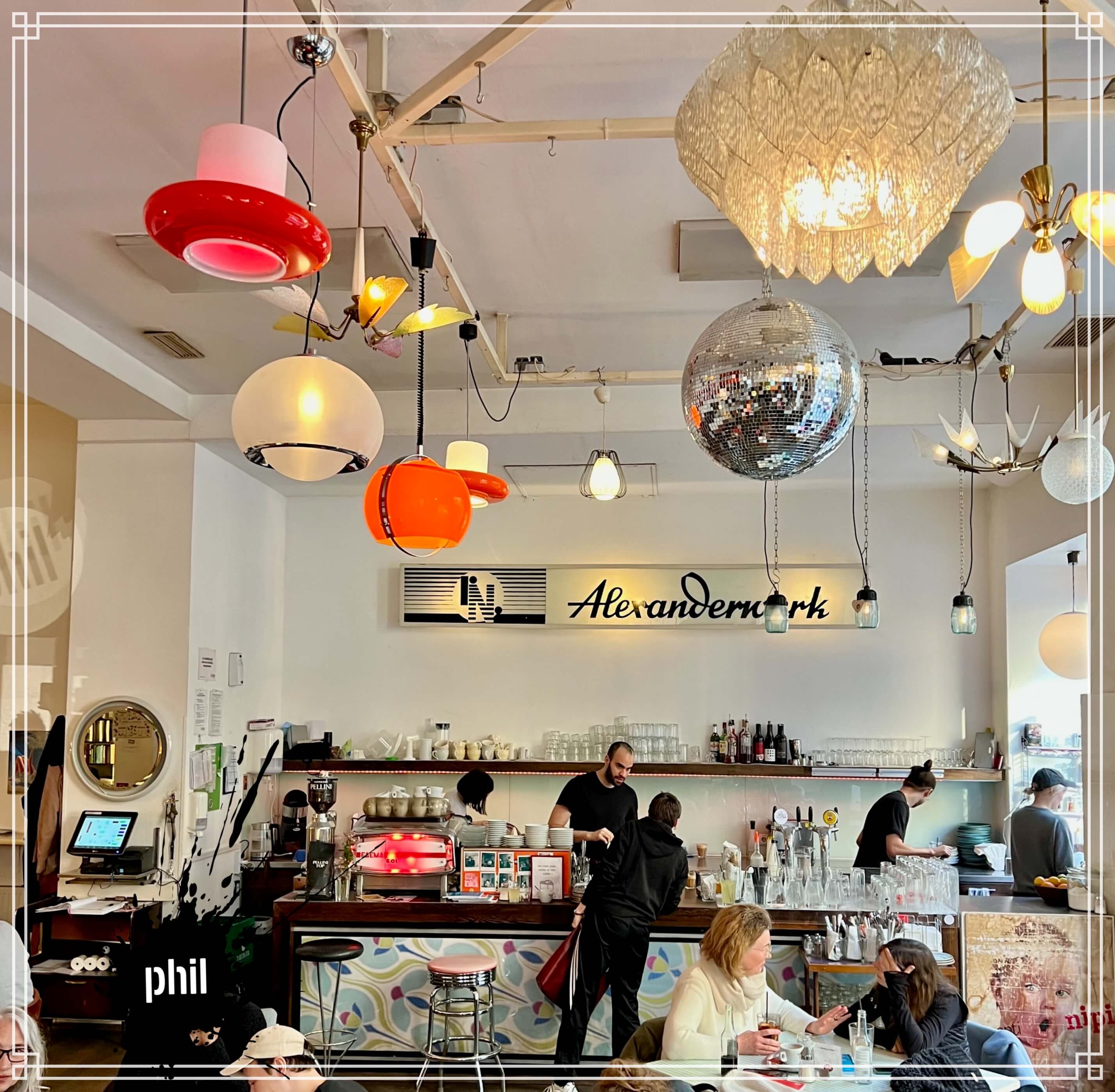 phil Cafe Entrance